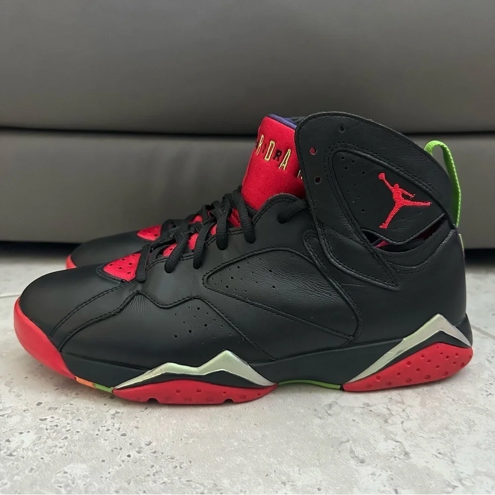 Jordan 7 Retro Marvin the Martian Sneaker Size 11 Men